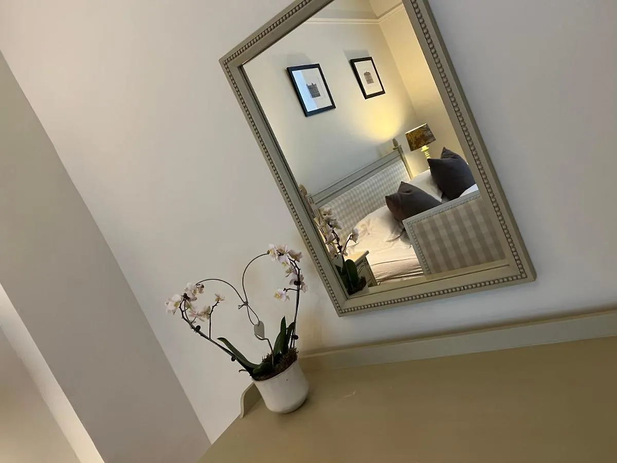 Wm Garden Cottage Edinburgh Birleşik Krallık